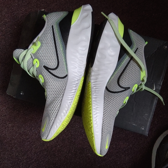 Air max renew - Picture 3 of 7